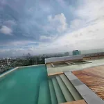 Bello Apartamento Cerca Al Mar